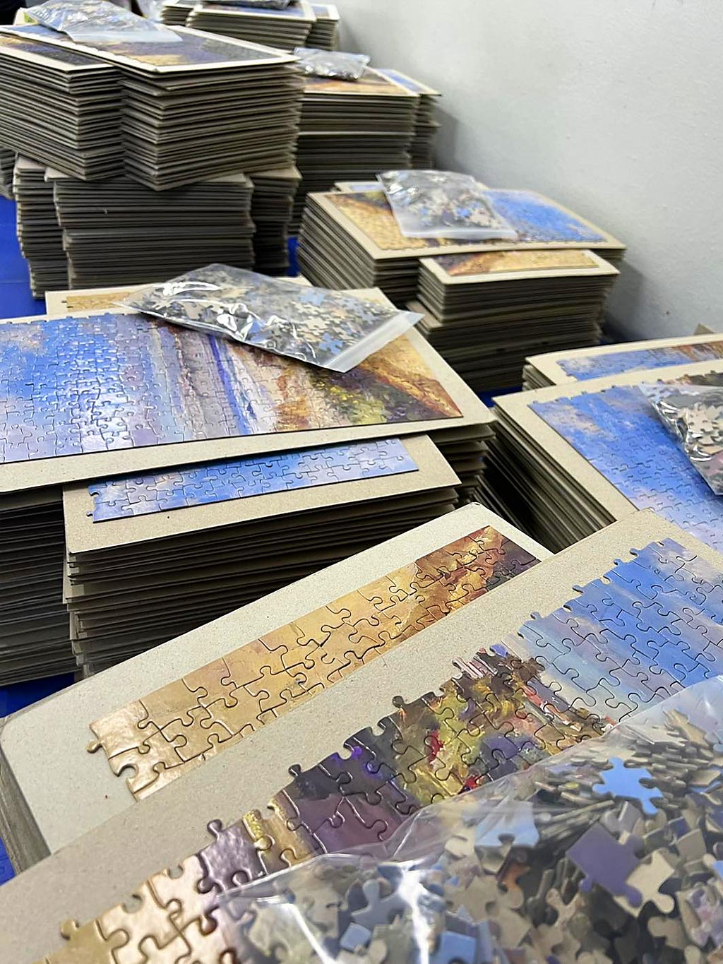 Custom puzzles for hotels and resorts